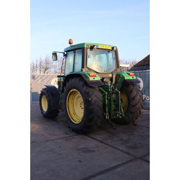 2000 جون دير 6210-46702924