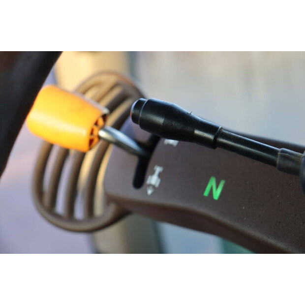 2000 جون دير 6210-46702949