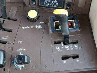 2000-john-deere-6210-1444213-46702955