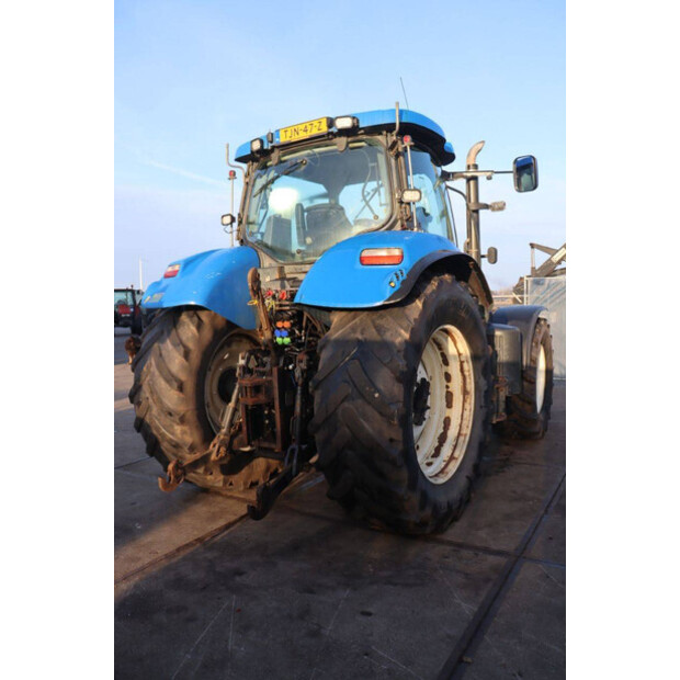 2011 New Holland T7.210-46702970