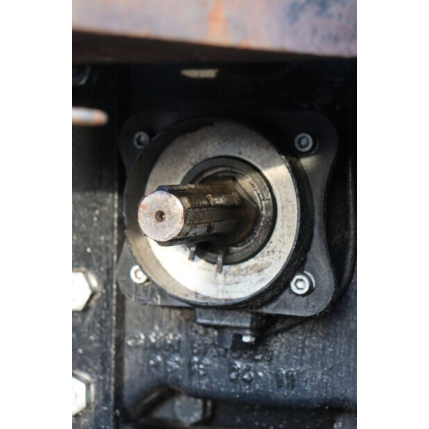 2011 New Holland T7.210-46702988