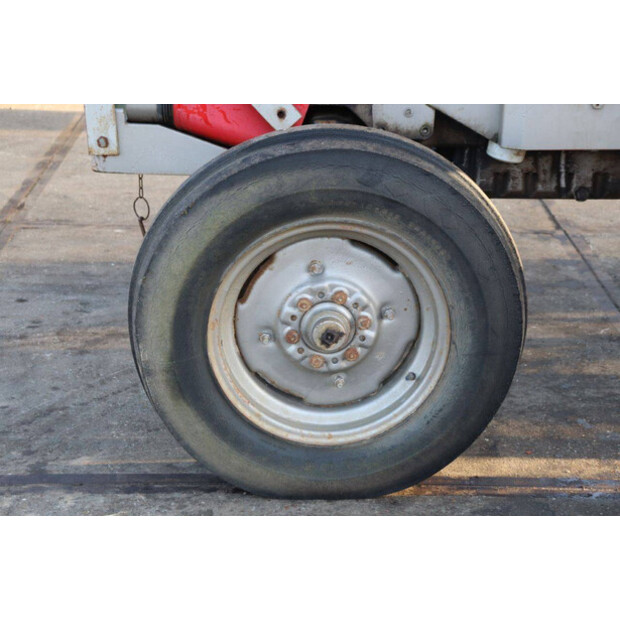 Massey Ferguson MF590-46703025