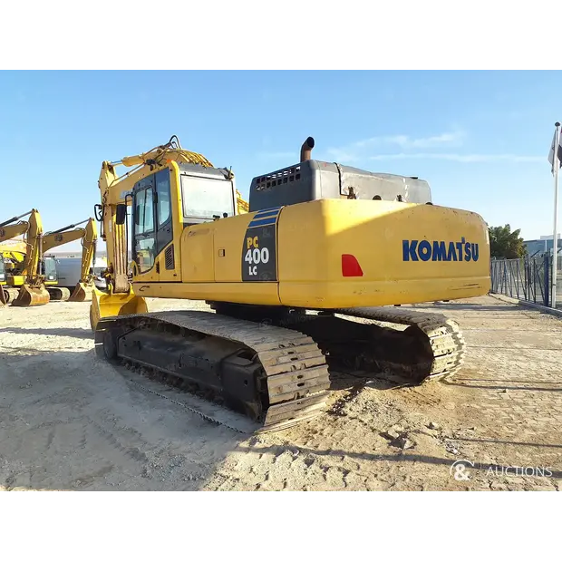 2017 كوماتسو PC400LC-8R-46703150