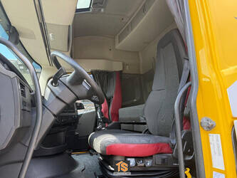 2014-volvo-fh460-1444218-46703557