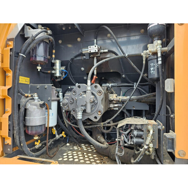 2011 CASE CX210B-46703597