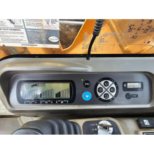 2011 CASE CX210B-46703600