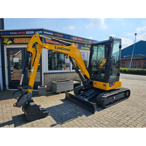 2026 LiuGong 9027F-46703673