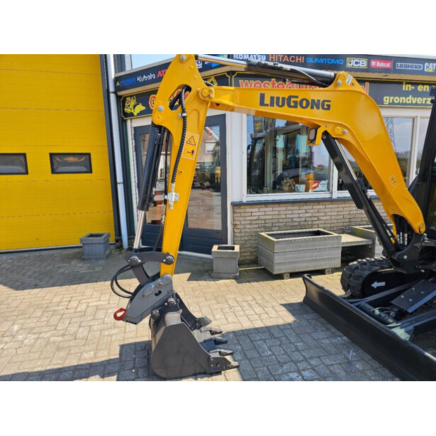 2026 LiuGong 9027F-46703680