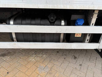 2020-iveco-120e-1444225-46703808