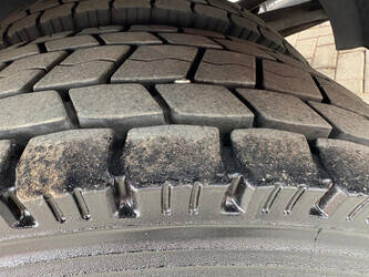 2020-iveco-120e-1444225-46703812