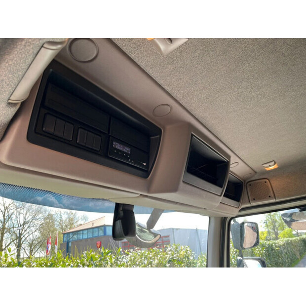 2023 DAF LF 230 FA-46703903