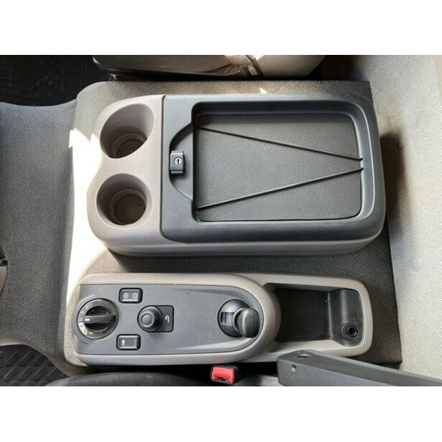 2023 DAF LF 230 FA-46703906