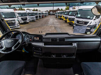 2014-man-tgx-18-480-1444228-46703931