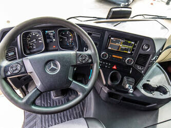 2018-mercedes-benz-actros-1846-ls-1444229-46703953