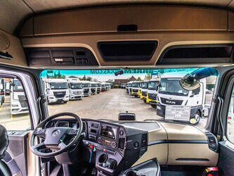 2018-mercedes-benz-actros-1846-ls-1444229-46703954