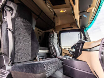 2018-mercedes-benz-actros-1846-ls-1444229-46703956