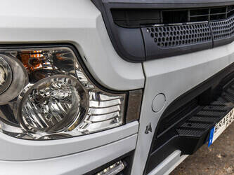 2018-mercedes-benz-actros-1846-ls-1444229-46703962