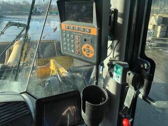 2021-komatsu-8-46709271