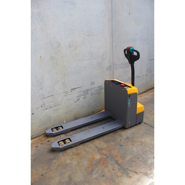 2025 جنجهينريتش EJE M13 LI-ION-46712611