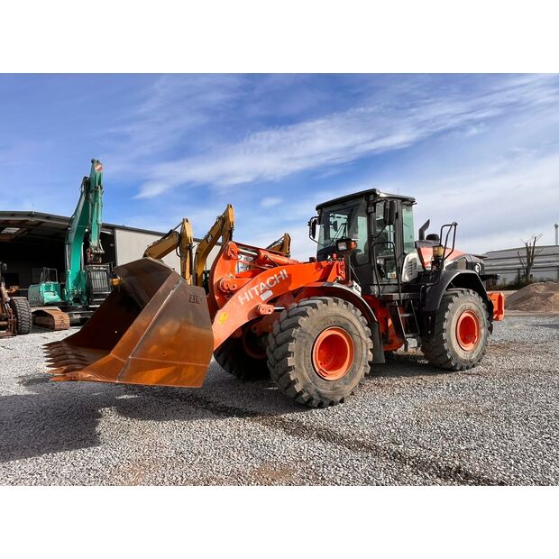 2019 Hitachi ZW220-6-46713063