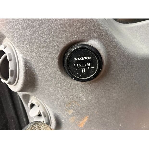 2019 فولفو EWR170E-46713123