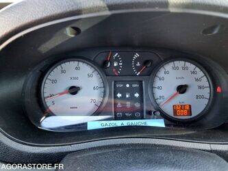 2005-renault-kangoo-1444365-46718860