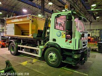 صورة ل المركبات التجارية 2009 ايفكو 150E28