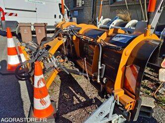 2009-iveco-150e28-1444367-46718922