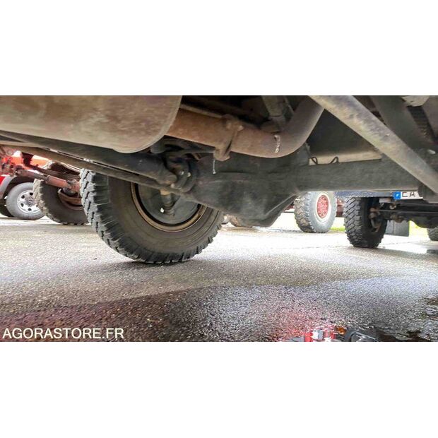 1999 Land Rover Defender-46718999