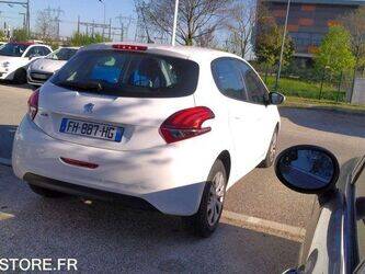 2019-peugeot-208-1444372-46719016