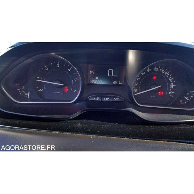 2019 Peugeot 208-46719022