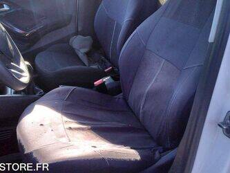 2019-peugeot-208-1444372-46719023