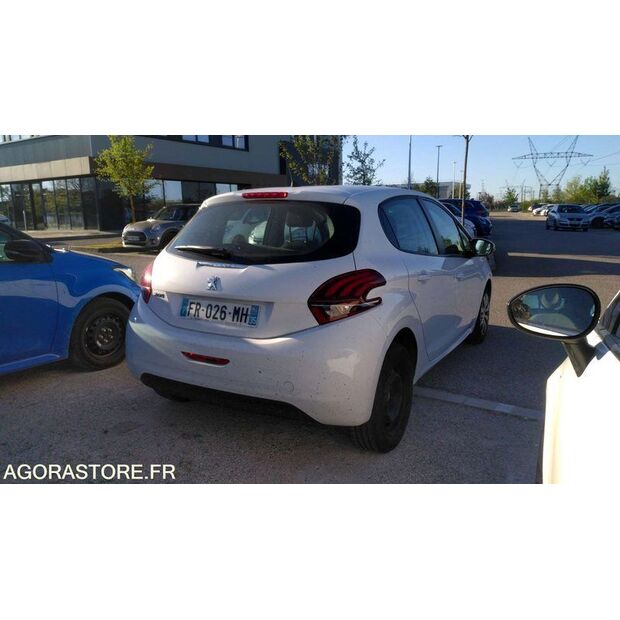 2020 بيجو 208-46719058