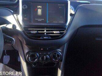 2020-peugeot-208-1444373-46719063