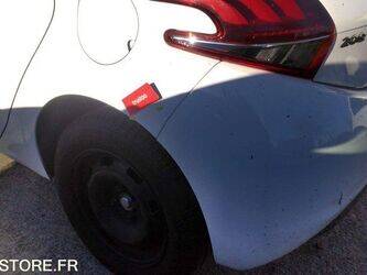 2020-peugeot-208-1444373-46719076