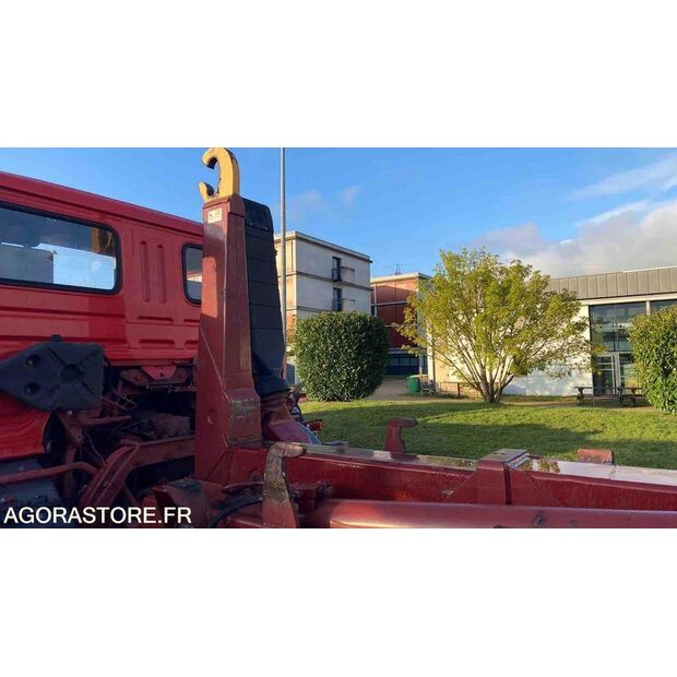 1992 Renault G270-46719112