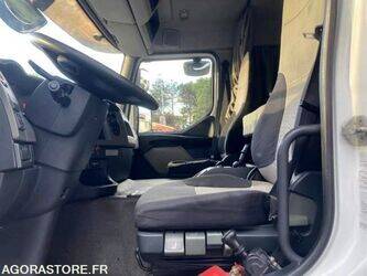 2010-renault-premium-1444375-46719188