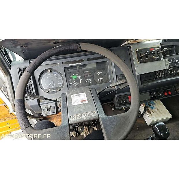 1996 Renault G230-46719212