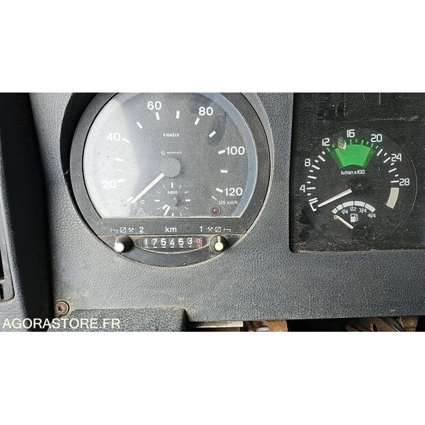 1996 Renault G230-46719213