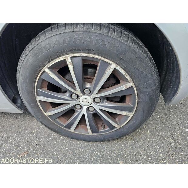 2015 Peugeot 308-46719273