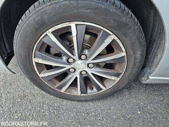 2015-peugeot-308-1444377-46719279