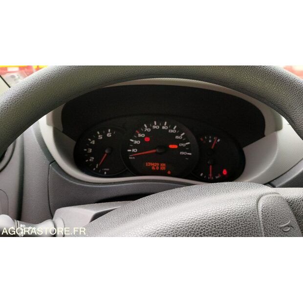 2011 Renault Master RT-46719357