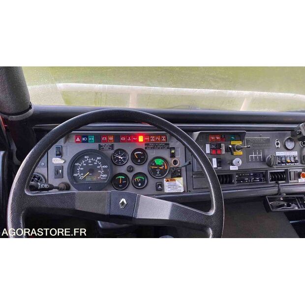 1999 Renault M210-46719471