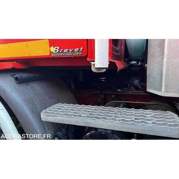 1999 Renault M210-46719486