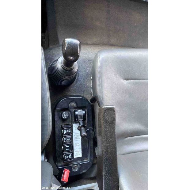 1999 Renault M210-46719490