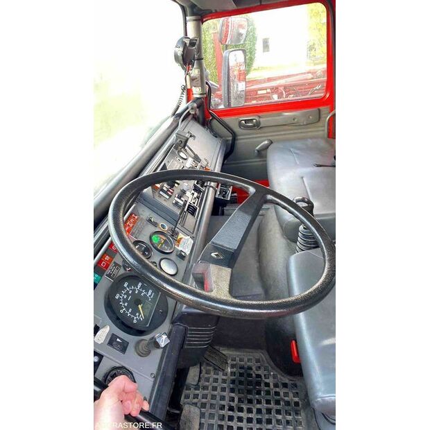 1999 Renault M210-46719492