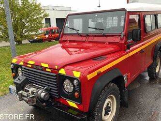 صورة ل سيارات 1999 لاند روفر Defender