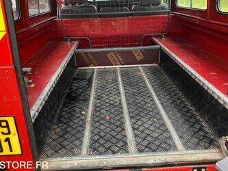 1999-land-rover-defender-1444387-46719500