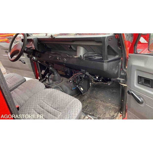 1999 Land Rover Defender-46719502
