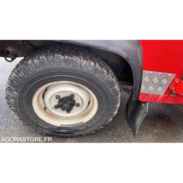 1999 Land Rover Defender-46719510